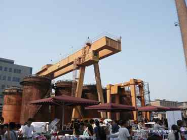 “创意市集”与一只小喜鹊