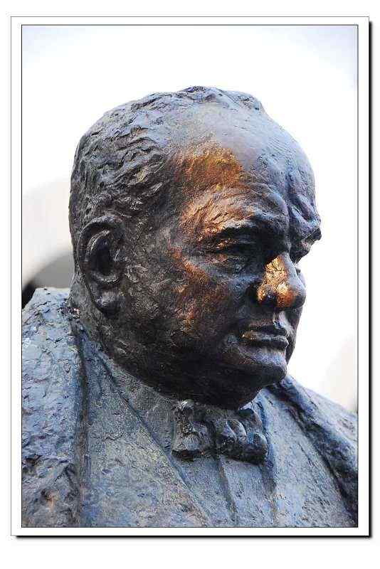 丘吉尔怕鸟拉屎