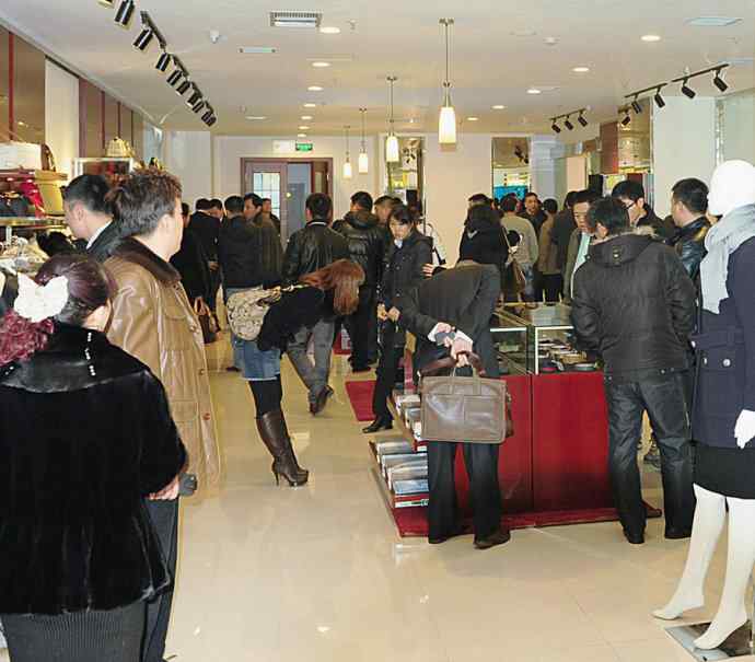 东方白鹳恭贺鈥溒飞 wbrTOP wbrLUX鈥澊罅返晔⒆捌裟