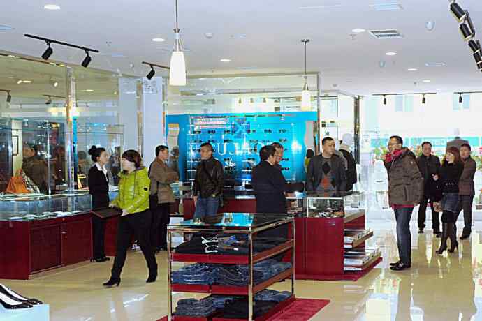 东方白鹳恭贺鈥溒飞 wbrTOP wbrLUX鈥澊罅返晔⒆捌裟