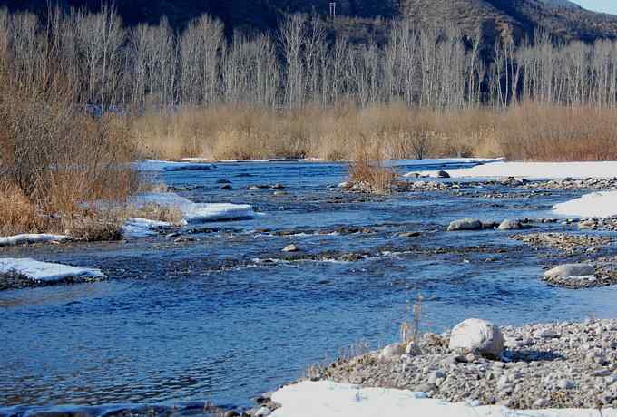 白河峡谷三月雪 白河峡谷三月雪
